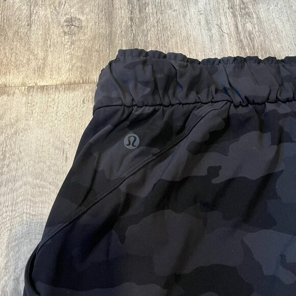 Lululemon Stretch High Rise Crop 23", Heritage 365 Camo Deep Coal Multi,… - Picture 6 of 10